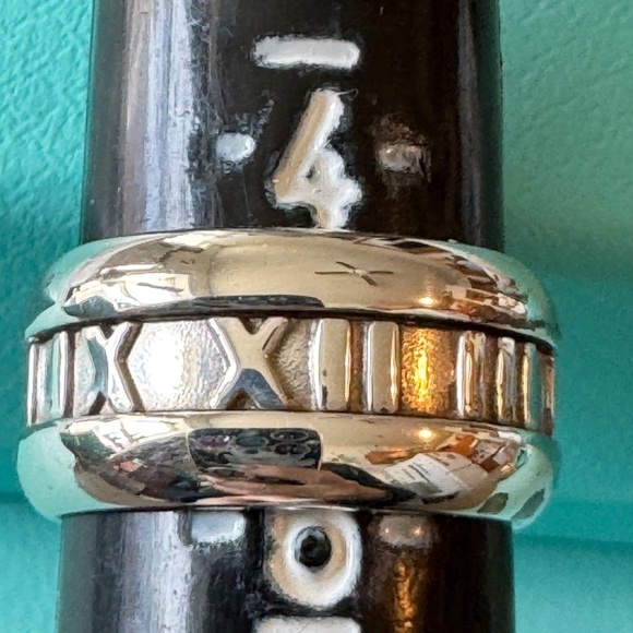 Vintage Tiffany & Co Atlas Ring in Sterling Silver size 4.5 - Picture 6 of 6